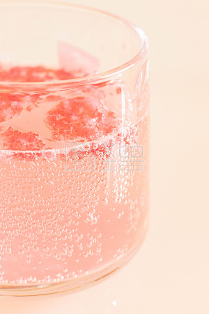 图怪兽原创素材摄影餐饮美食粉红气泡水