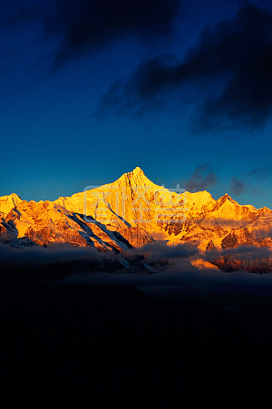 金山背景图片-金山素材设计-图怪兽