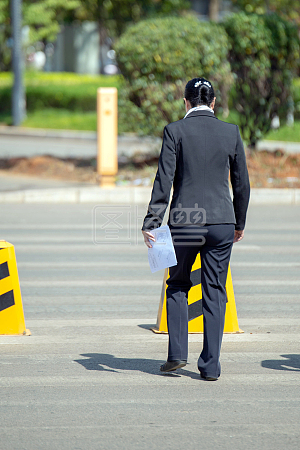 图怪兽原创素材摄影交通安全人行横道行人