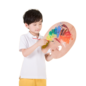 手持画板画画的小男孩儿童
