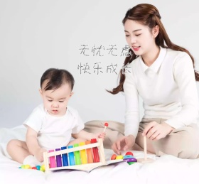 快乐成长小孩儿童节黑色极简朋友圈封面