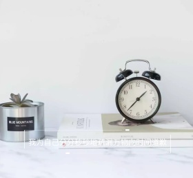 浪费时间道歉怀表黑色朋友圈封面