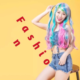 红色摄影时尚美甲手机微博封面